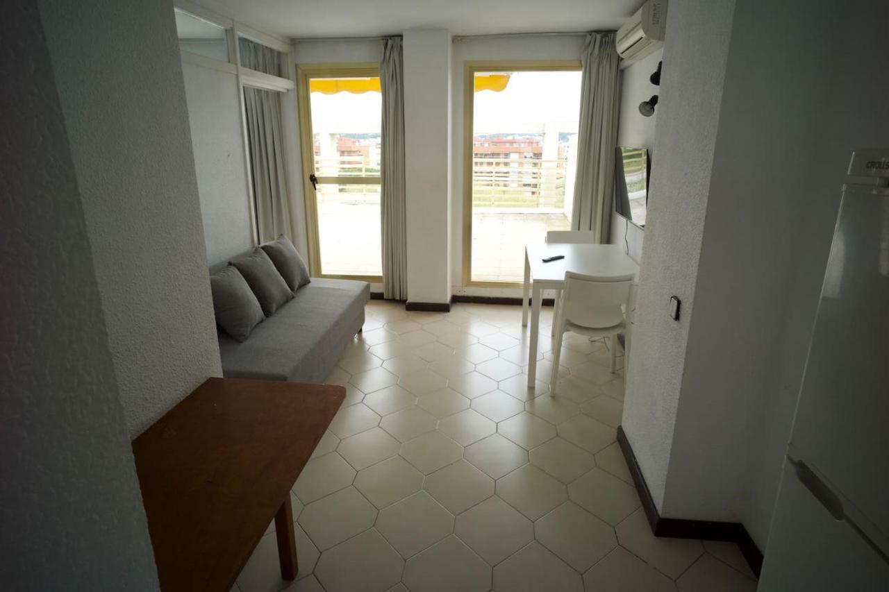 Cozy Beach Penthouse Salou Apartment ภายนอก รูปภาพ